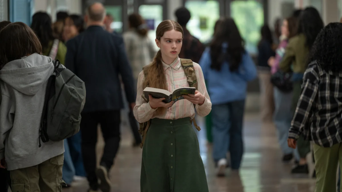 Carrie par Mike Flanagan : le trailer transforme le bal de promo en bombe à retardement