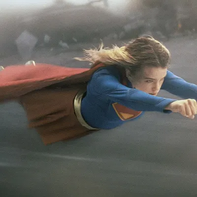 Supergirl file déjà sur HBO Max après un box-office qui a coûté cher à DC