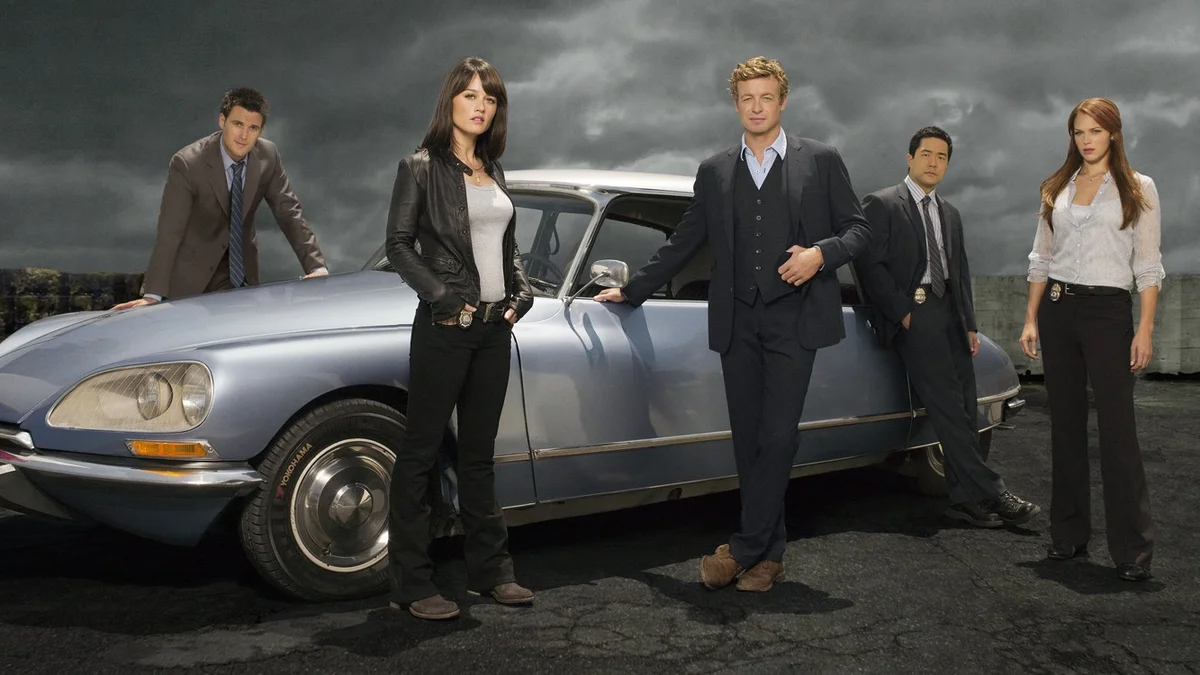 The Mentalist — Patrick Jane sourit pour éviter de regarder le vide